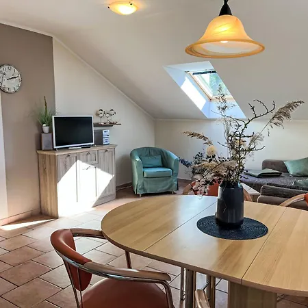 Zaunkoenig By Interhome *